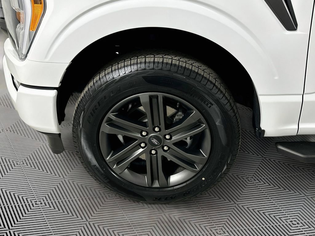 Certified 2022 Ford F150 XLT w/ Equipment Group 302A High image 25