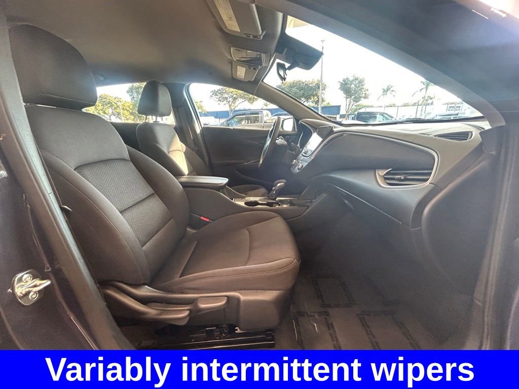 Used 2025 Chevrolet Malibu LT image 24