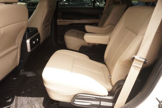 Certified 2022 Ford Expedition XLT RWD image 12
