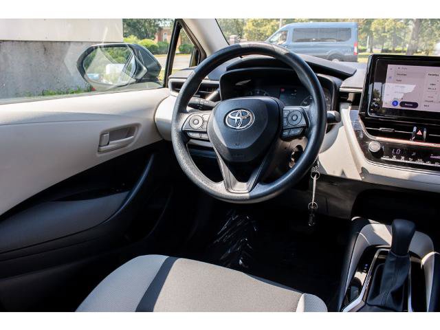 Used 2025 Toyota Corolla LE FWD image 13