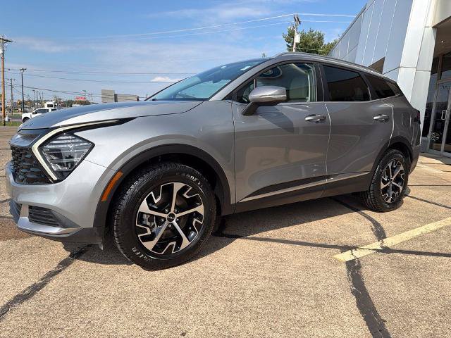 Used 2024 Kia Sportage EX AWD/4WD image 3