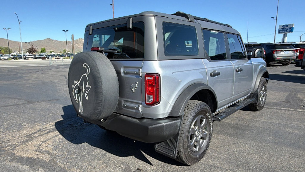 Certified 2022 Ford Bronco 4-Door AWD/4WD image 3