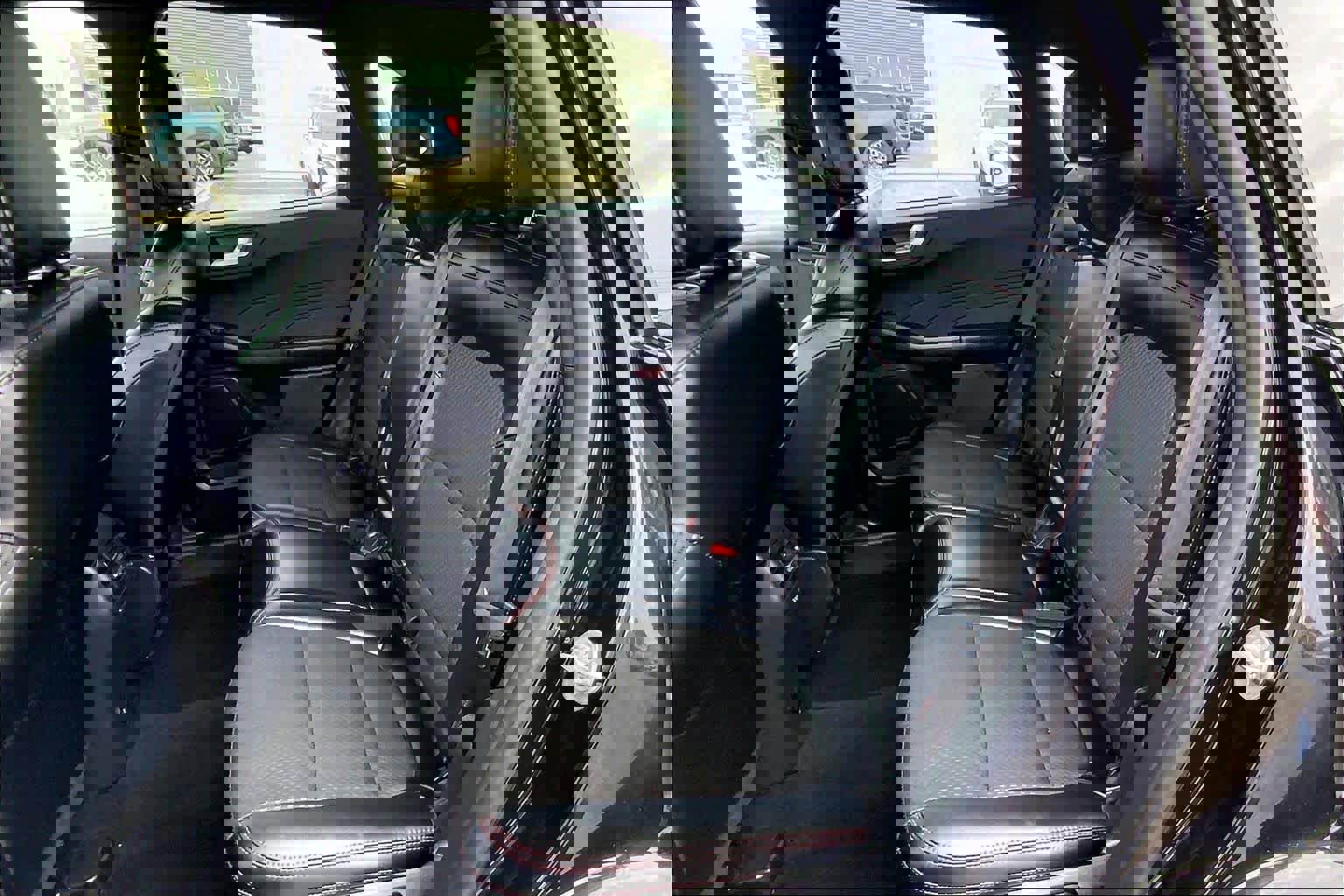 Certified 2025 Ford Escape ST-Line Elite image 20