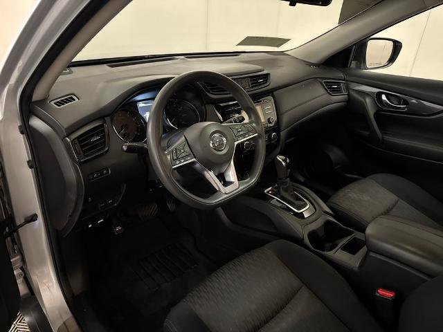 Used 2017 Nissan Rogue S w/ S Appearance Package image 9