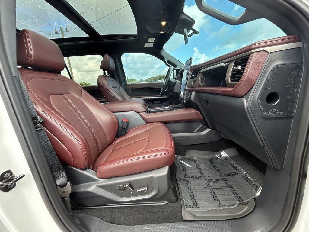 Certified 2024 Ford Expedition Limited RWD image 24