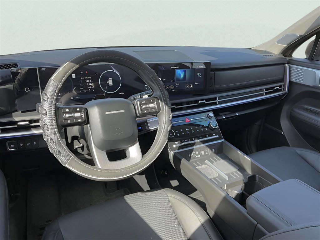Used 2024 Hyundai Santa Fe Limited image 34