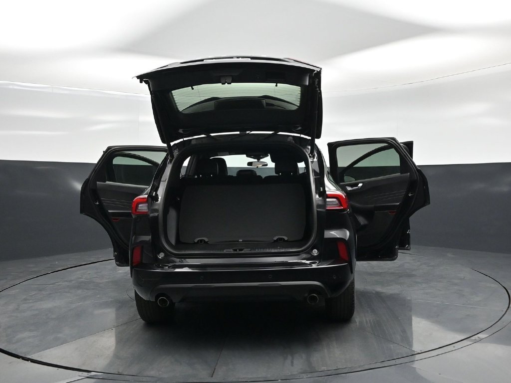 Certified 2023 Ford Escape ST-Line w/ Tech Pack #1 FWD image 30