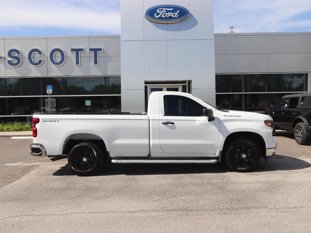 Used 2025 Chevrolet Silverado 1500 W/T RWD image 15