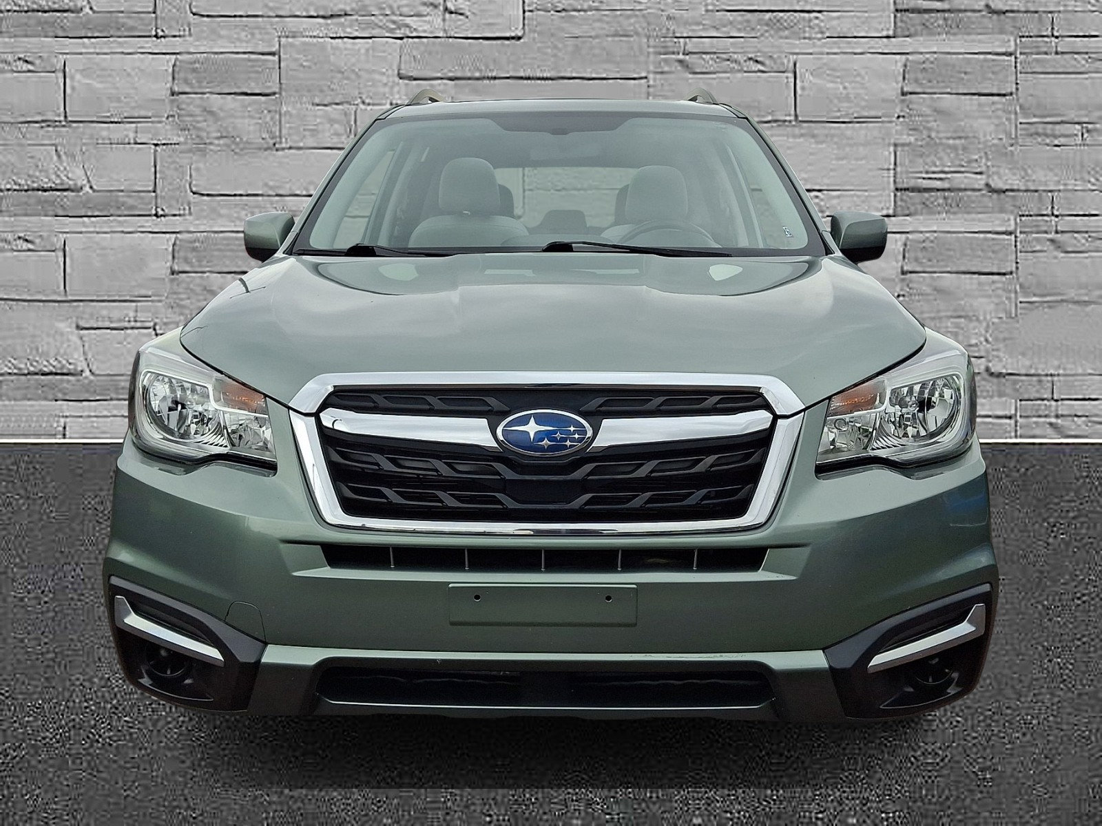 Used 2018 Subaru Forester 2.5i Premium w/ Protection Package #1 AWD/4WD image 3
