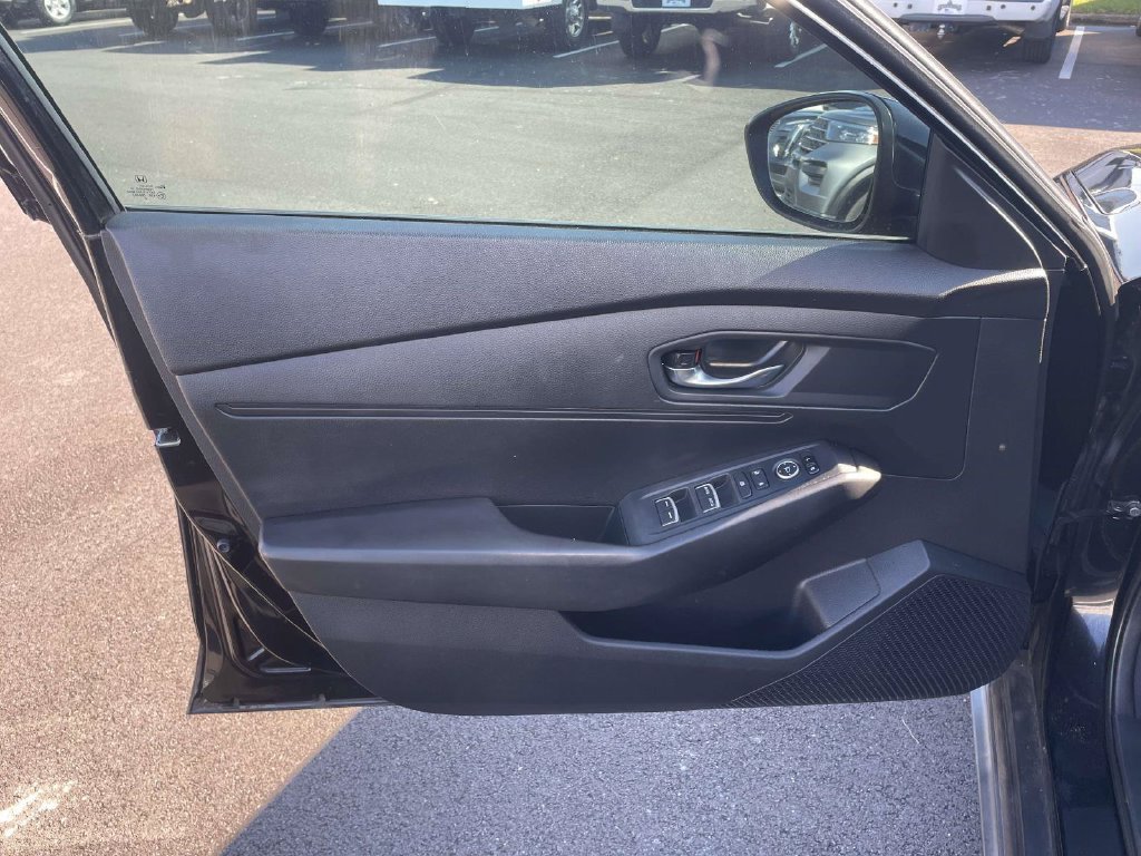 Used 2023 Honda Accord LX image 15