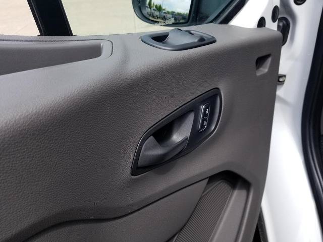 Certified 2026 Ford Transit 250 Low Roof RWD image 17