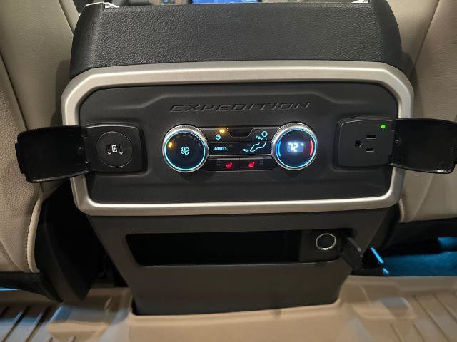 Certified 2024 Ford Expedition Max Limited RWD image 34