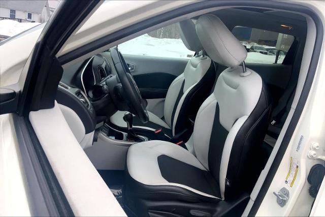 Used 2019 Jeep Compass Latitude w/ Popular Equipment Group image 8