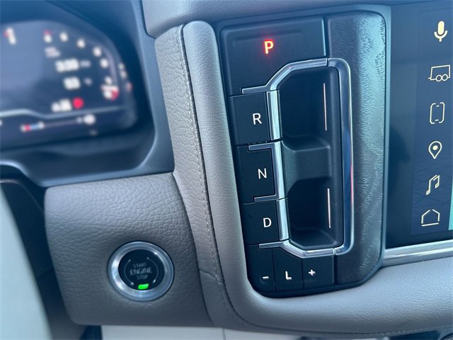 Used 2024 GMC Yukon XL Denali w/ Advanced Technology Package image 21