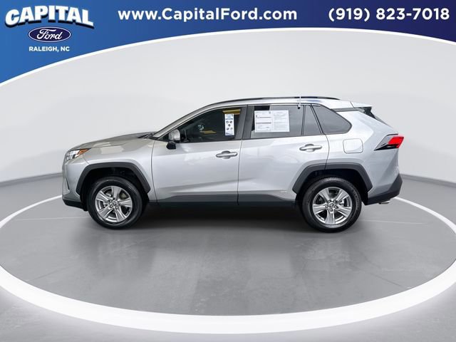 Used 2023 Toyota RAV4 XLE image 3