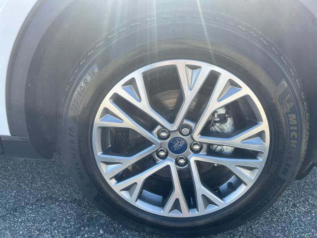 Certified 2022 Ford Escape SEL image 7