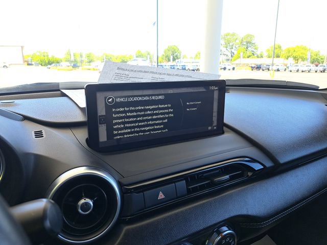 Used 2025 MAZDA MX-5 Miata RF Grand Touring RWD image 12
