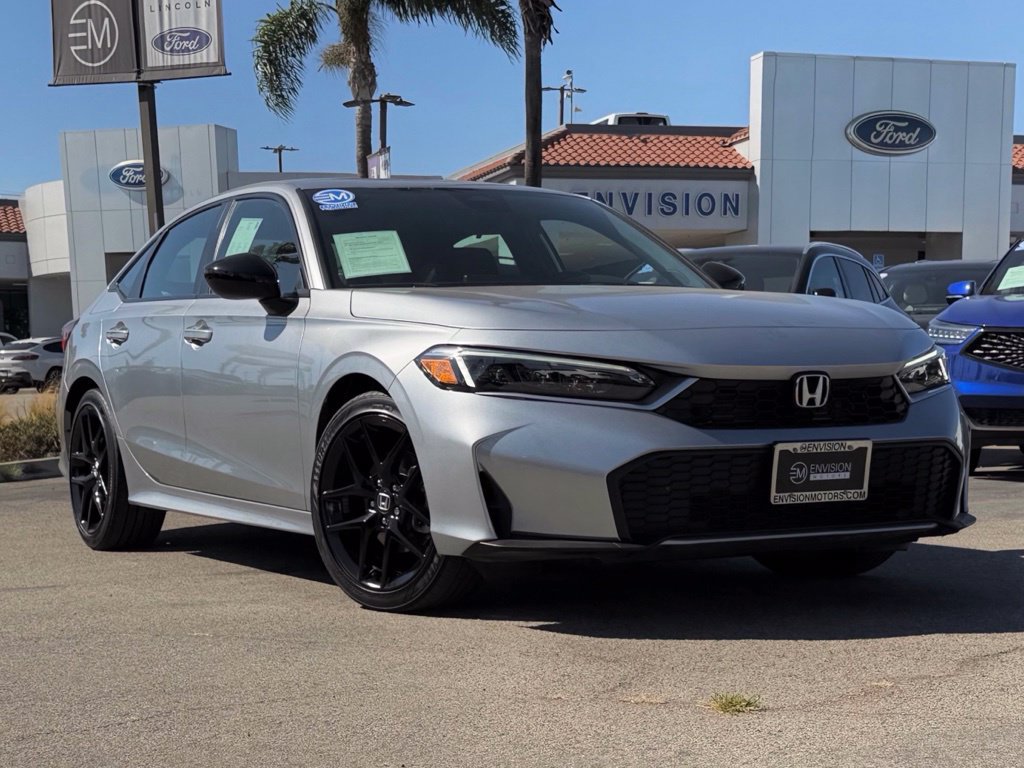 Used 2025 Honda Civic Sport image 2