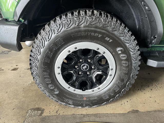 Certified 2022 Ford Bronco Outer Banks w/ Sasquatch Package AWD/4WD image 9