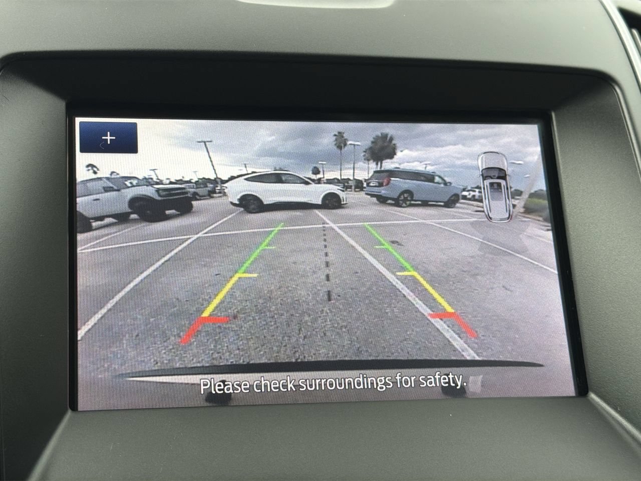 Certified 2020 Ford Edge SE FWD image 21