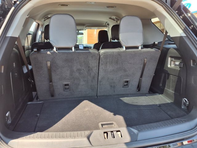Certified 2024 Ford Explorer XLT w/ Equipment Group 202A AWD/4WD image 21