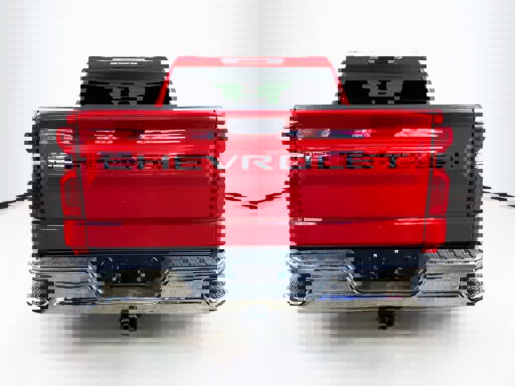 Used 2025 Chevrolet Silverado 1500 LT image 5