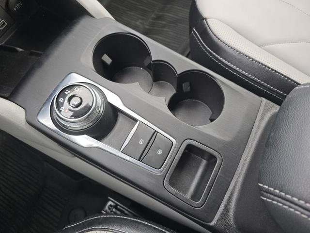 Certified 2025 Ford Escape SE w/ PHEV Premium Package FWD image 27