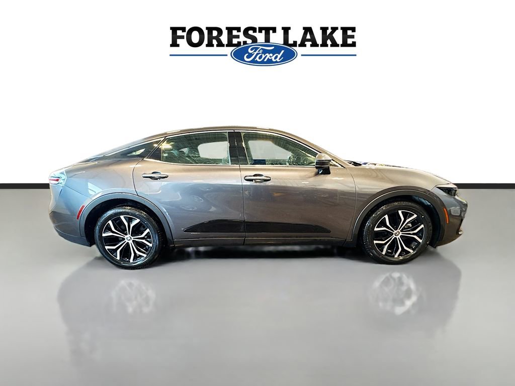 Used 2023 Toyota Crown XLE image 8