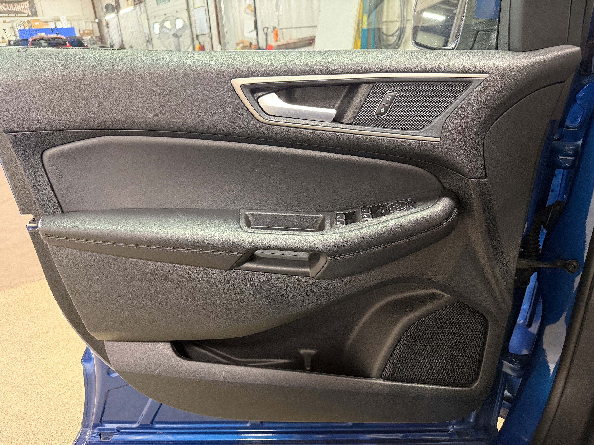Certified 2024 Ford Edge SEL AWD/4WD image 13