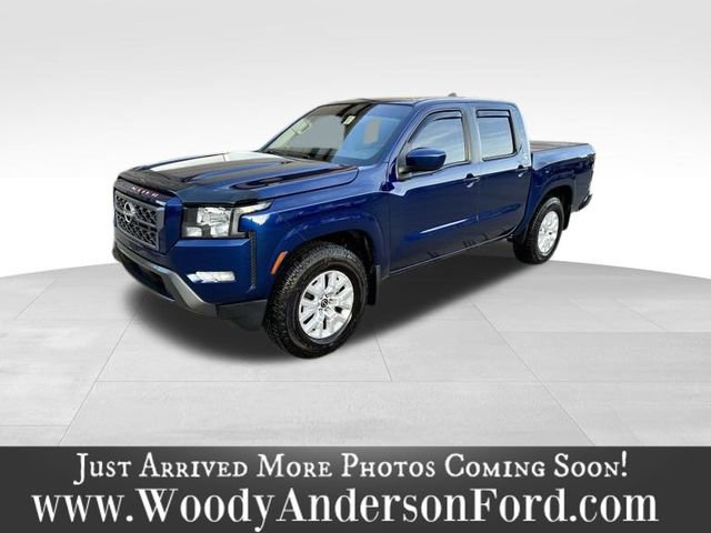 Used 2022 Nissan Frontier SV image 1