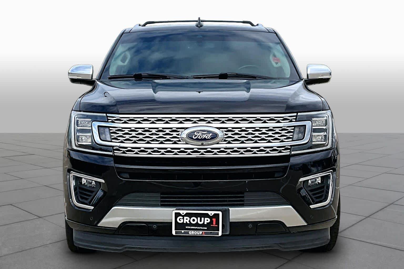 Certified 2019 Ford Expedition Platinum RWD image 3
