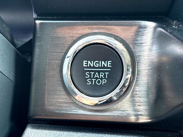 Certified 2024 Ford F350 Lariat w/ Lariat Ultimate Package AWD/4WD image 18
