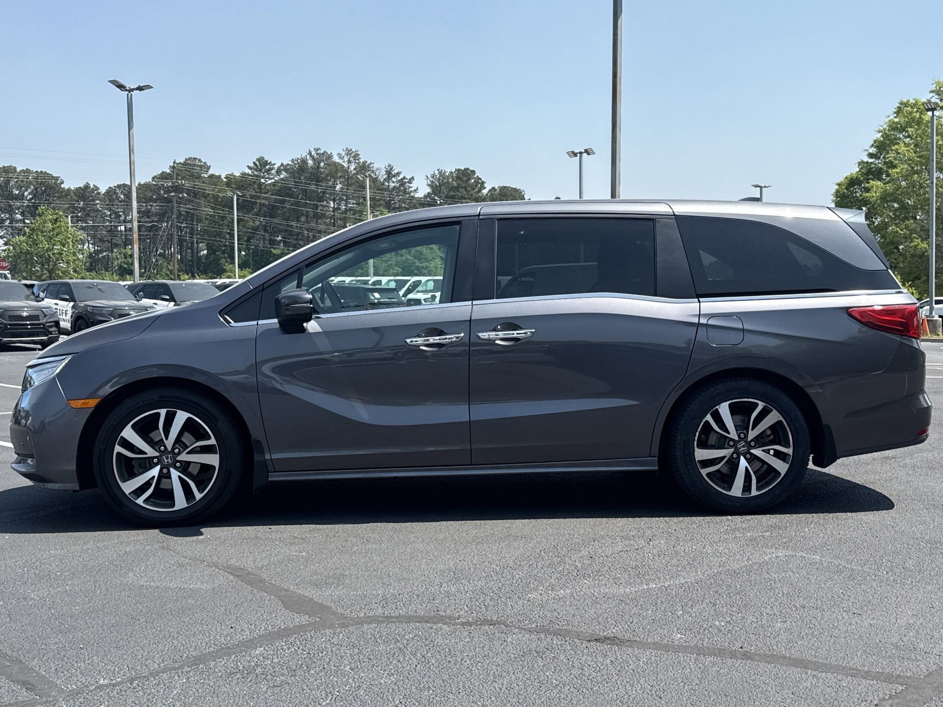 Used 2023 Honda Odyssey Touring image 4
