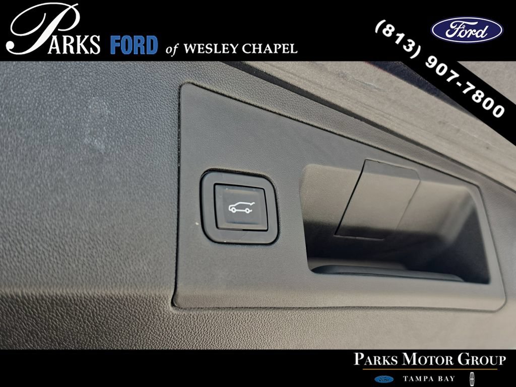 Used 2017 Cadillac XT5 FWD w/ LPO, Wheel Lock Package image 9