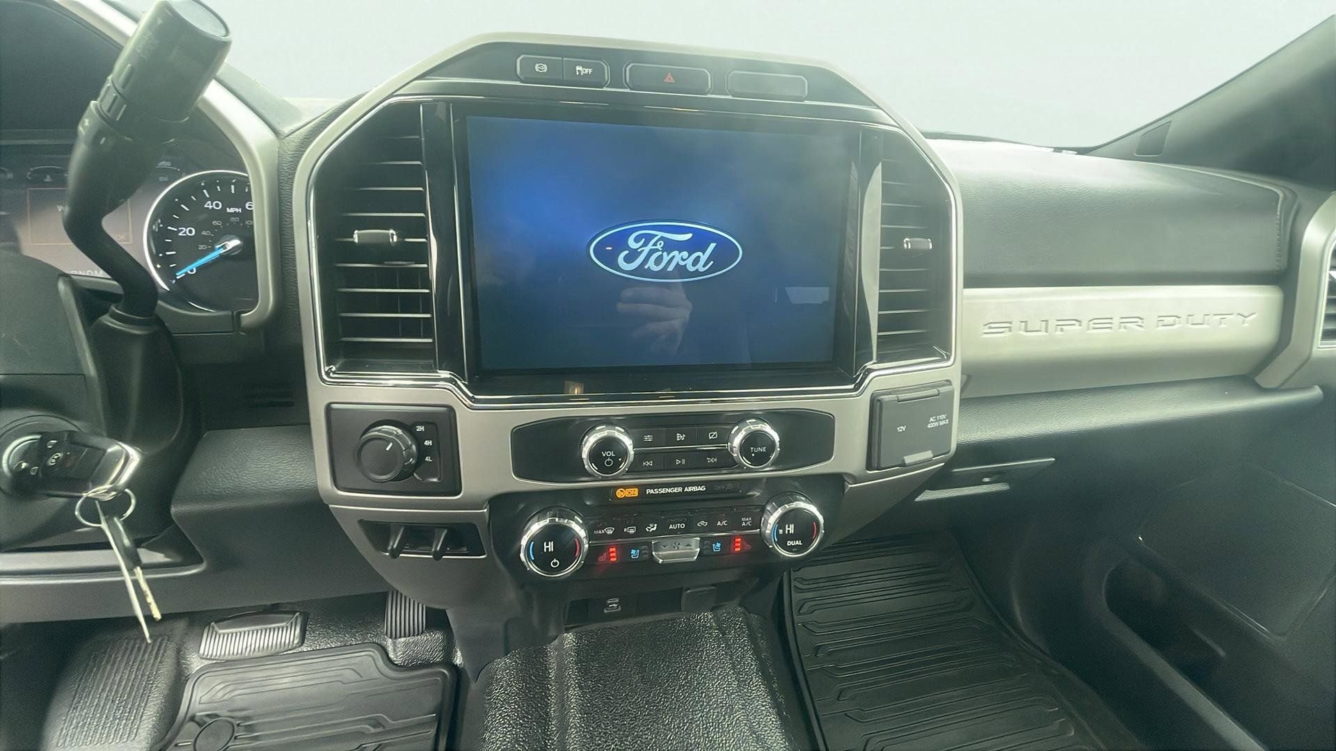 Certified 2022 Ford F350 Lariat w/ Lariat Value Package AWD/4WD image 13