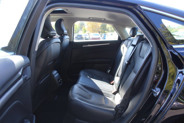 Certified 2018 Ford Fusion Titanium AWD/4WD image 28