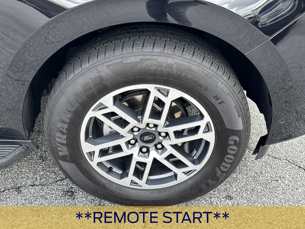 Certified 2025 Ford Expedition Max Active image 14