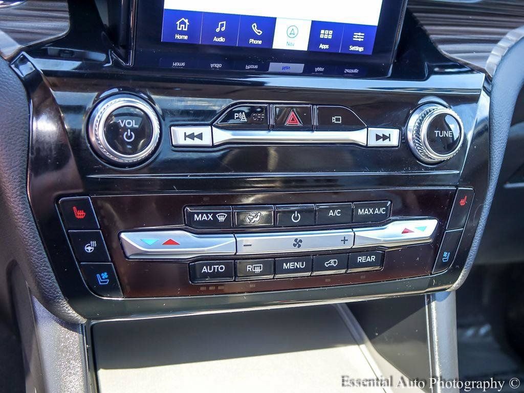 Certified 2023 Ford Explorer Limited w/ Limited Technology Package AWD/4WD image 21