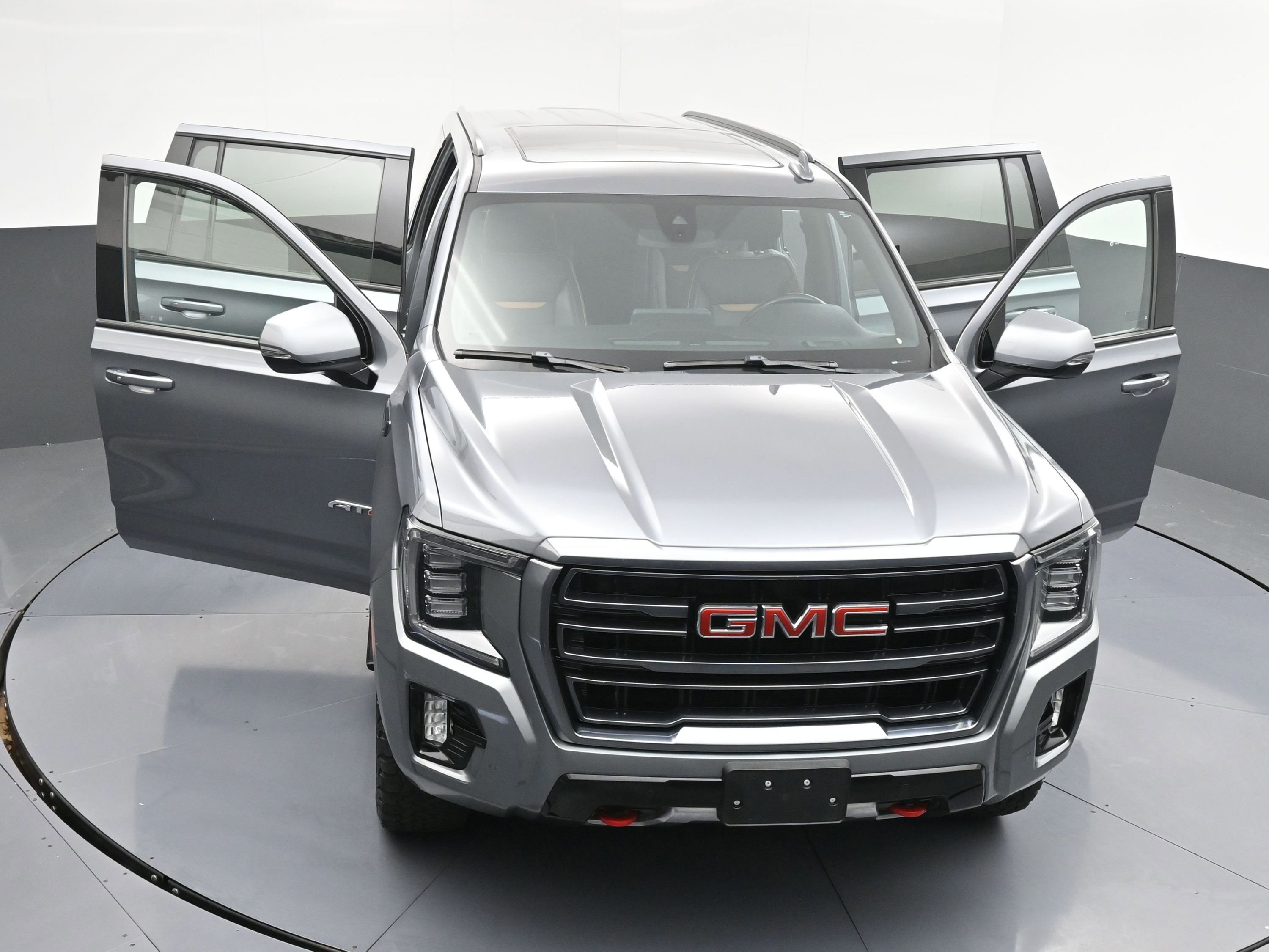 Used 2022 GMC Yukon XL AT4 image 51