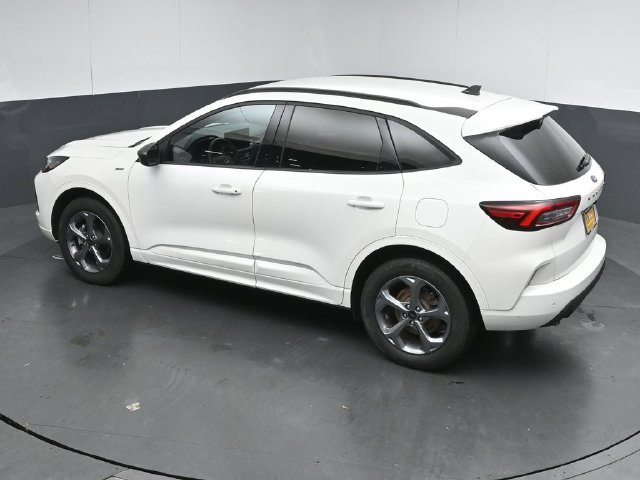 Certified 2024 Ford Escape ST-Line w/ Tech Pack #1 AWD/4WD image 49