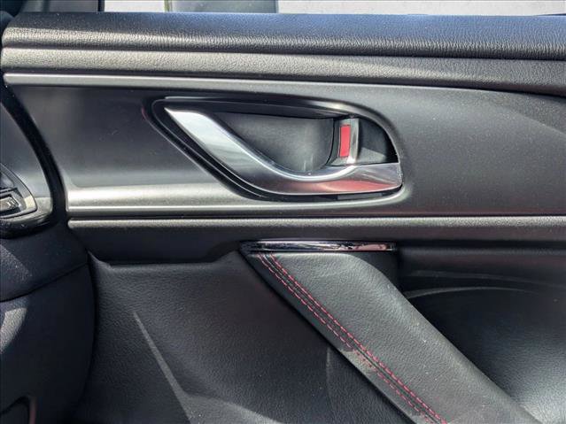 Used 2023 MAZDA CX-9 Carbon Edition image 13