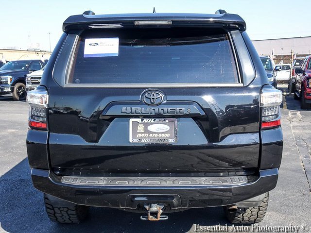 Used 2020 Toyota 4Runner SR5 Premium AWD/4WD image 8