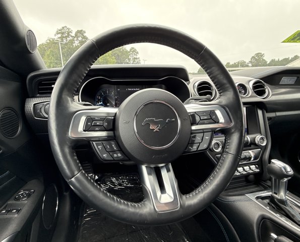 Certified 2022 Ford Mustang Premium w/ 2.3L High Performance Package RWD image 15