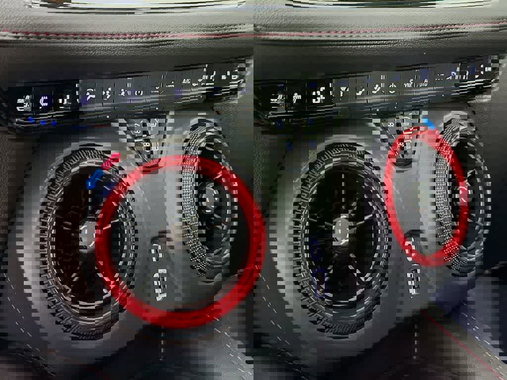 Used 2023 Chevrolet Blazer RS w/ Enhanced Convenience Package image 21