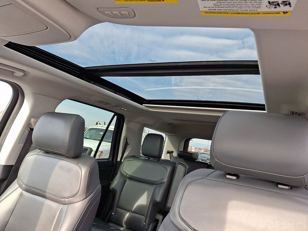 Certified 2025 Ford Expedition Active image 17