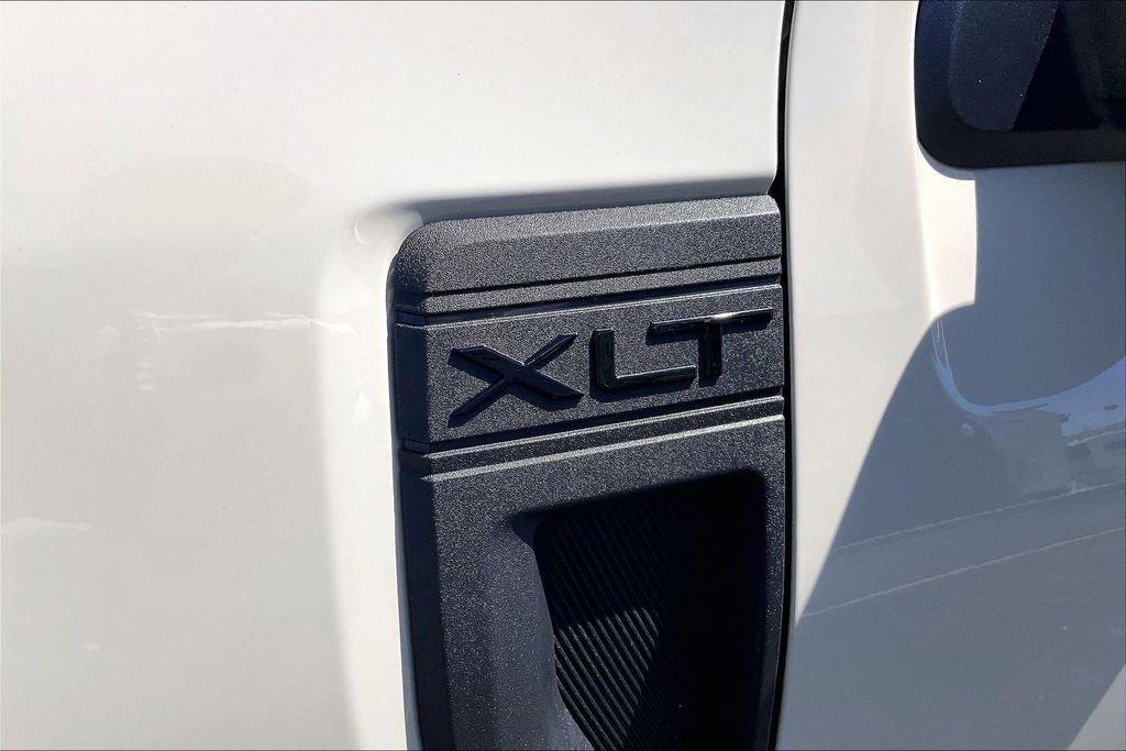 Certified 2025 Ford Maverick XLT w/ Black Appearance Package AWD/4WD image 7