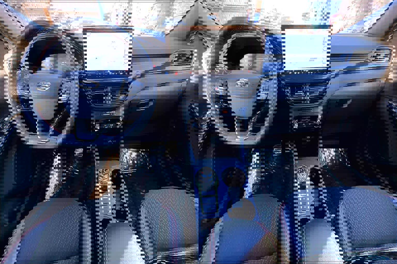 Certified 2023 Ford Escape ST-Line w/ Tech Pack #1 image 15