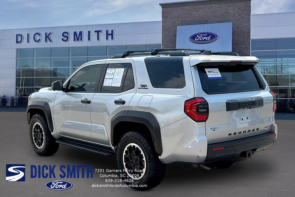 Used 2025 Toyota 4Runner TRD Off-Road Premium AWD/4WD image 4