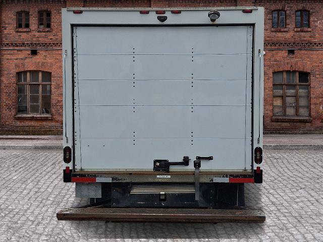 Used 2019 GMC Savana 3500 w/ Power Convenience Package image 3