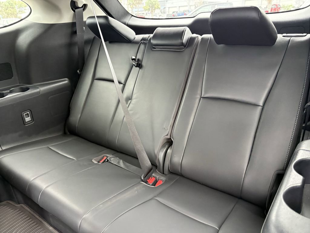 Used 2020 Toyota Highlander Limited image 22